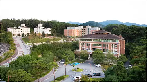 TRƯỜNG ĐẠI HỌC GANGNEUNG YEONGDONG